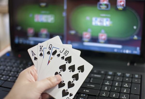 Antarmuka permainan Play'n GO di orca128 dengan pilihan kategori dan pembayaran lokal